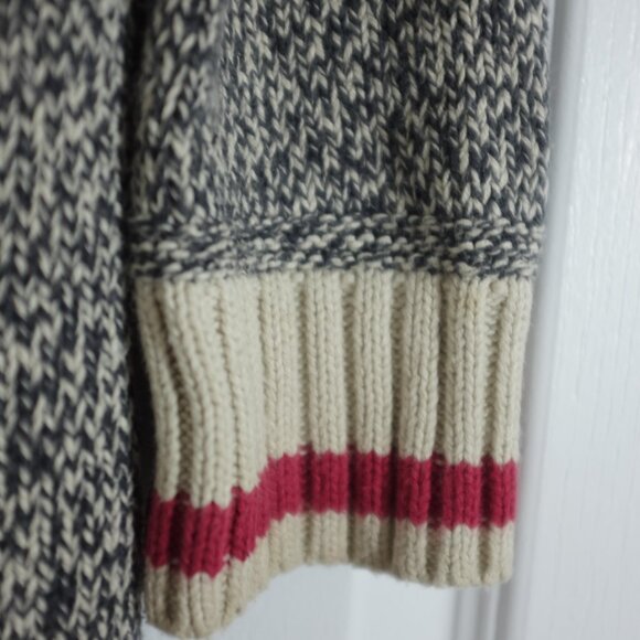 COPY - Roots cabin classic grey cardigan hoodie kids size L - Picture 3 of 7